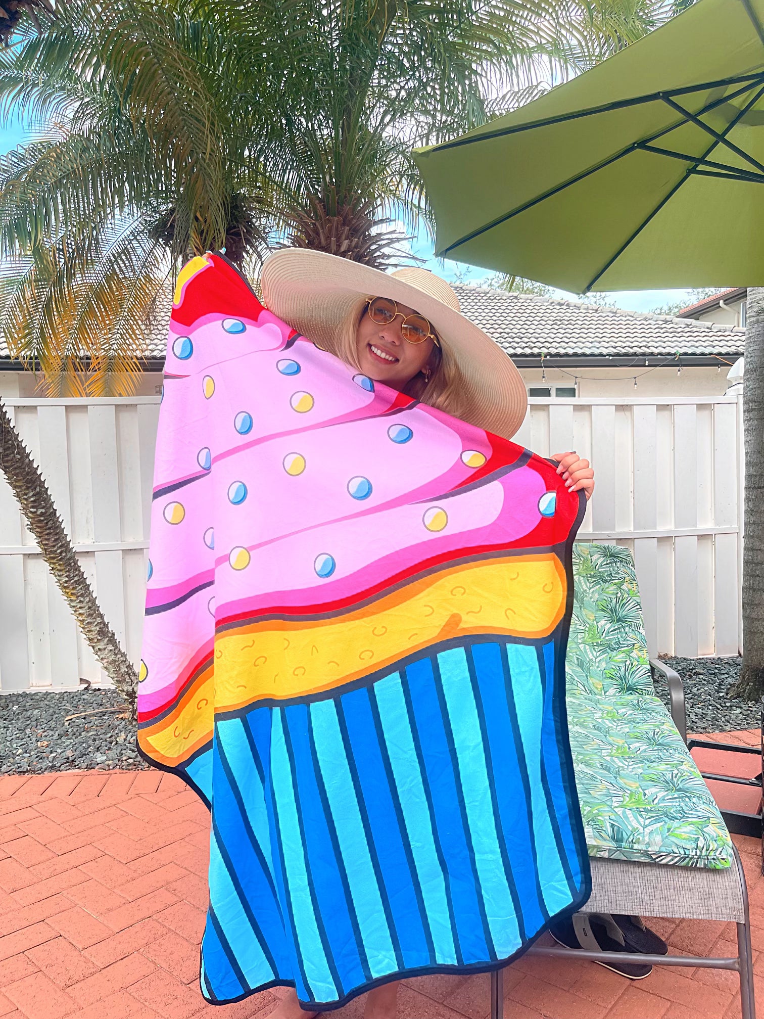 COMFY pool towels